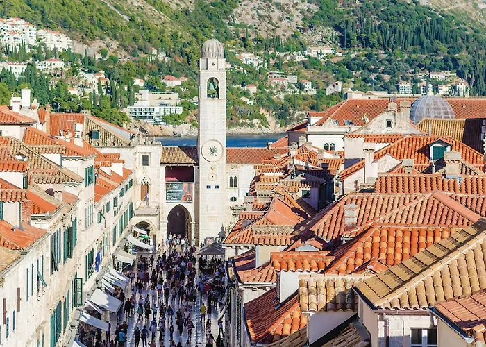 1 Bedroom Lovely In *