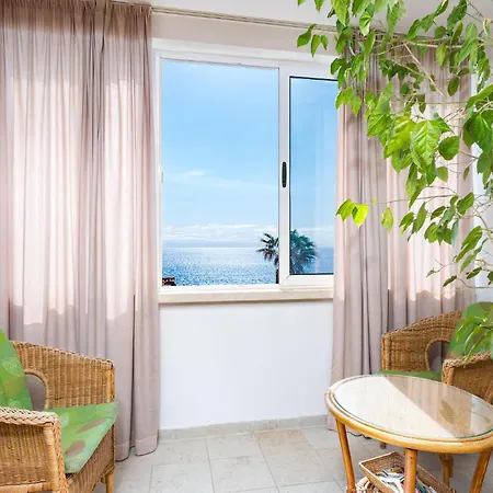 1 Bedroom Lovely In