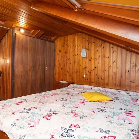 Апартаменты 1 Bedroom Lovely In Дубровник