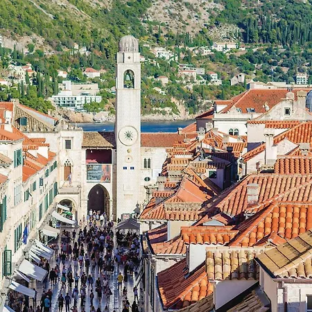 Awesome Apartment In Dubrovnik With House Sea View *